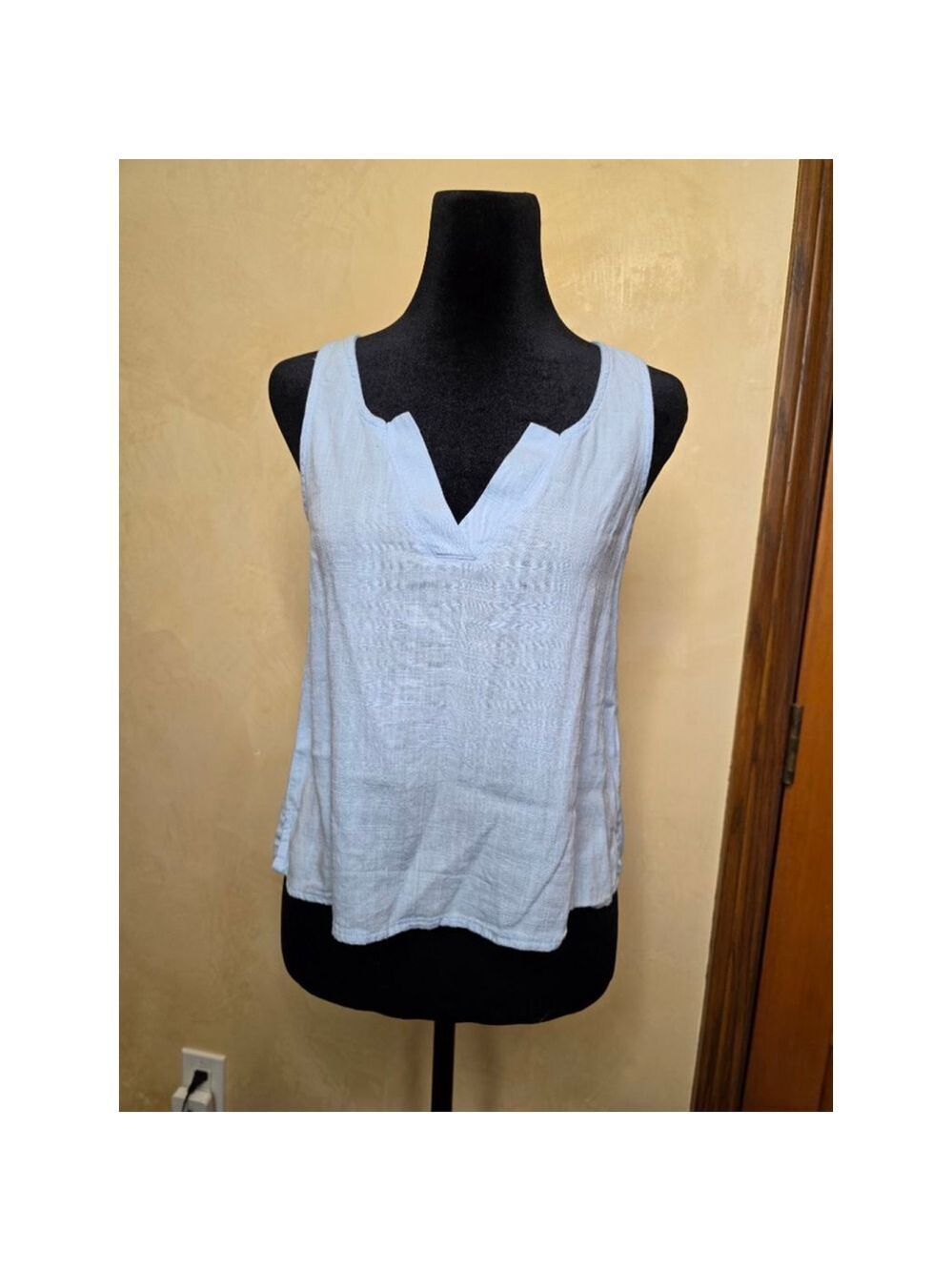 Splendid Light Blue Tank Top XS Linen Blend Soft Summertime Chic